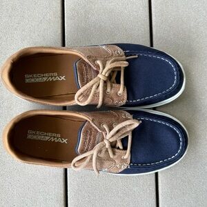 Sketchers boat shoes